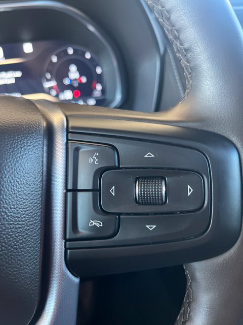 Used 2023 GMC Yukon SLT w/ SLT Premium Package AWD/4WD image 24