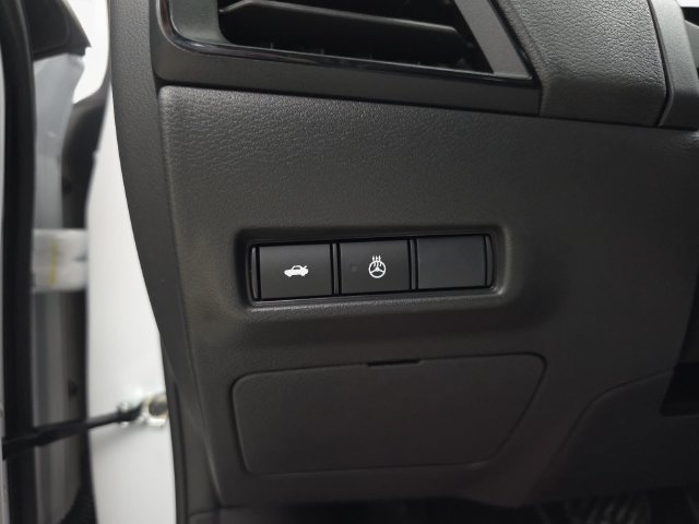 New 2027 Nissan Sentra SR w/ SR All Weather Package FWD image 40