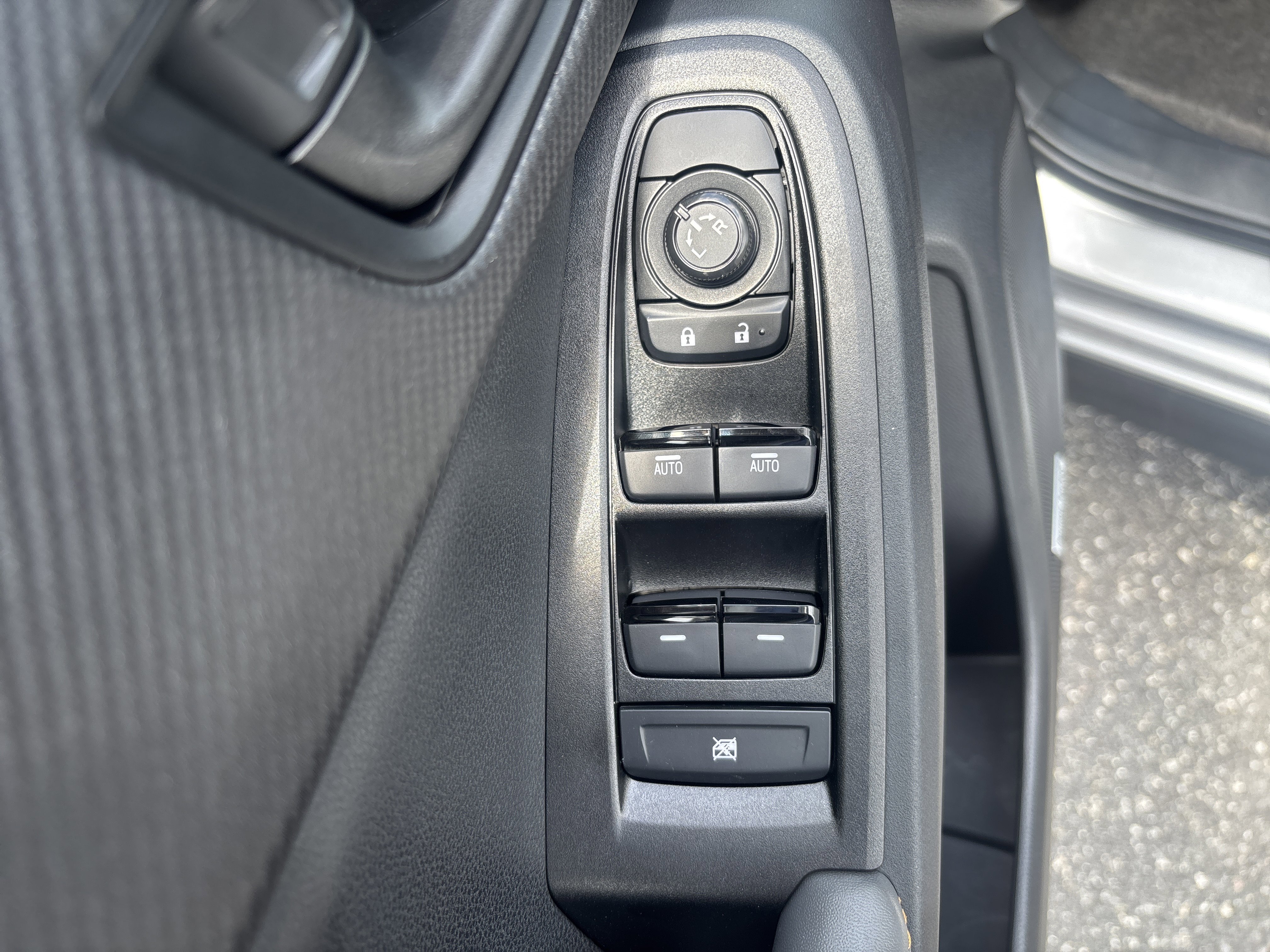 Certified 2025 Subaru Crosstrek 2.5i Wilderness AWD/4WD image 21