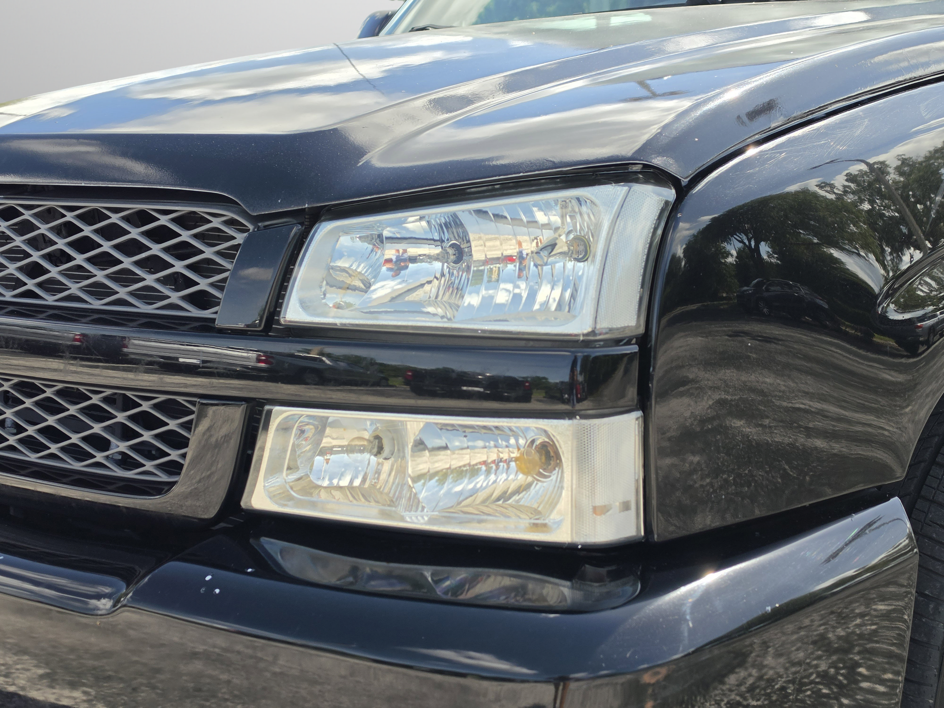 Used 2004 Chevrolet Silverado 1500 SS AWD/4WD image 28