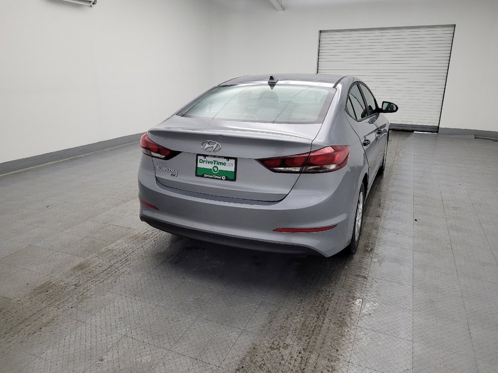 Used 2017 Hyundai Elantra SE image 7