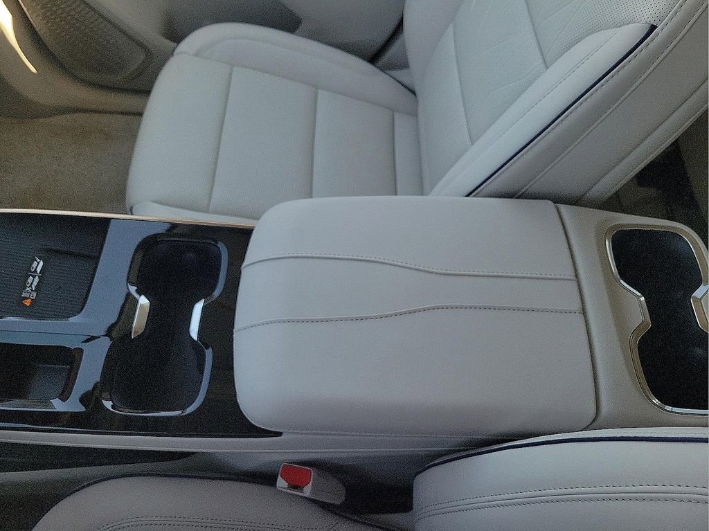 New 2026 Buick Enclave Avenir w/ Super Cruise Package FWD image 20