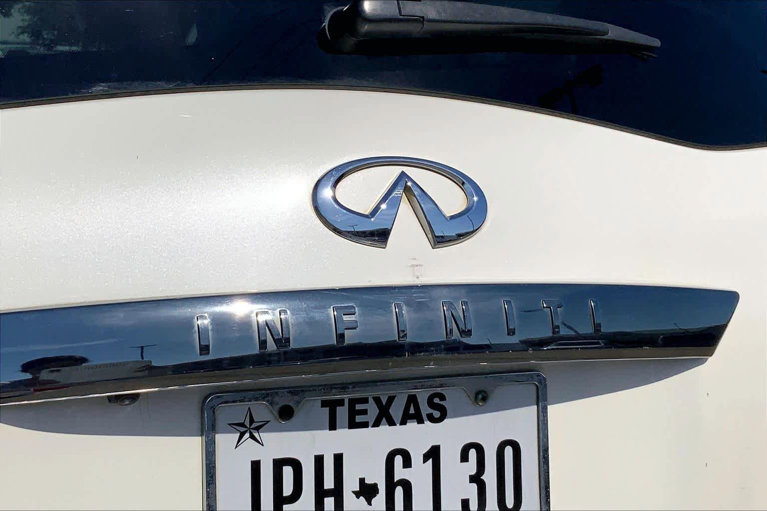 Used 2017 INFINITI QX80 Limited AWD/4WD image 10