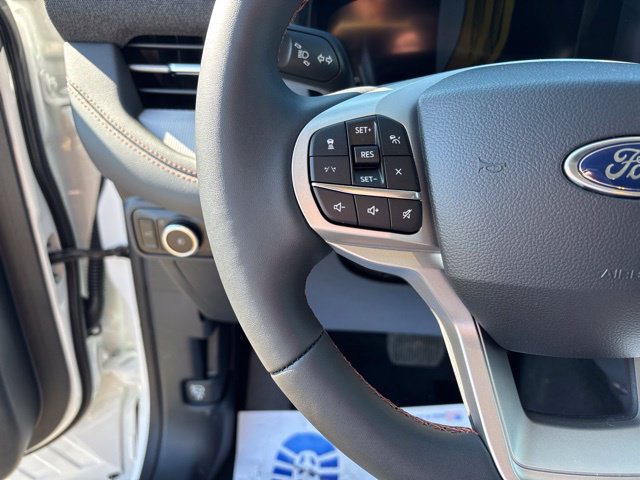 New 2026 Ford Explorer Active w/ Active Comfort Package AWD/4WD image 17