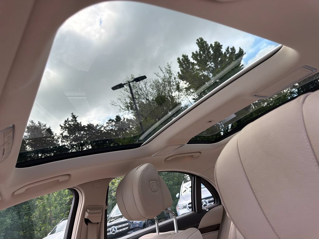 Used 2016 Mercedes-Benz S 550 4MATIC Sedan image 28