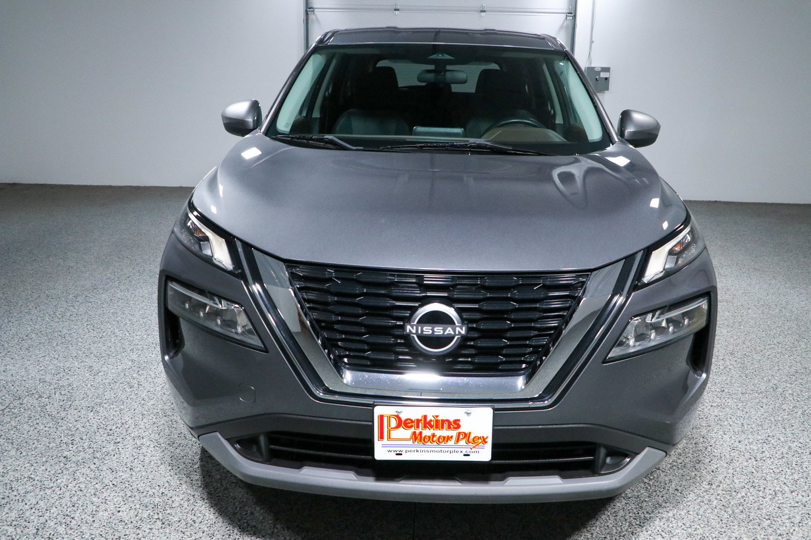 Used 2023 Nissan Rogue SV FWD image 4
