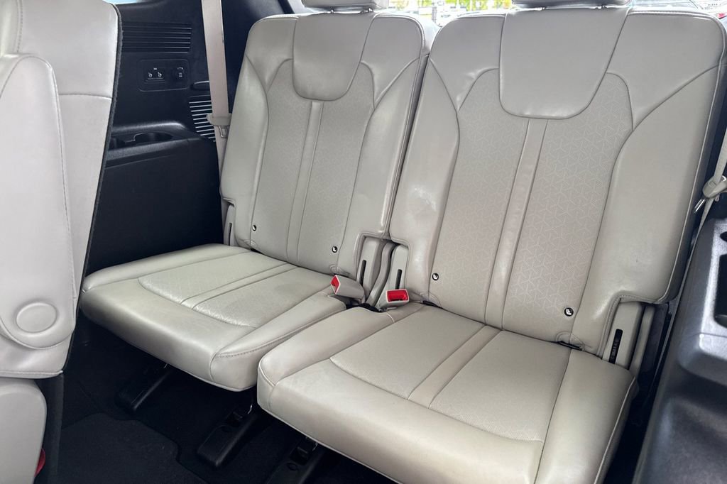 Certified 2023 Kia Sorento EX AWD/4WD image 16