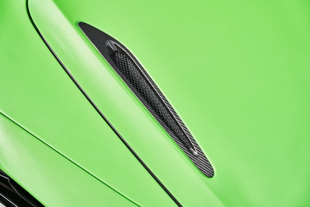 Used 2025 McLaren 750S Spider RWD image 8