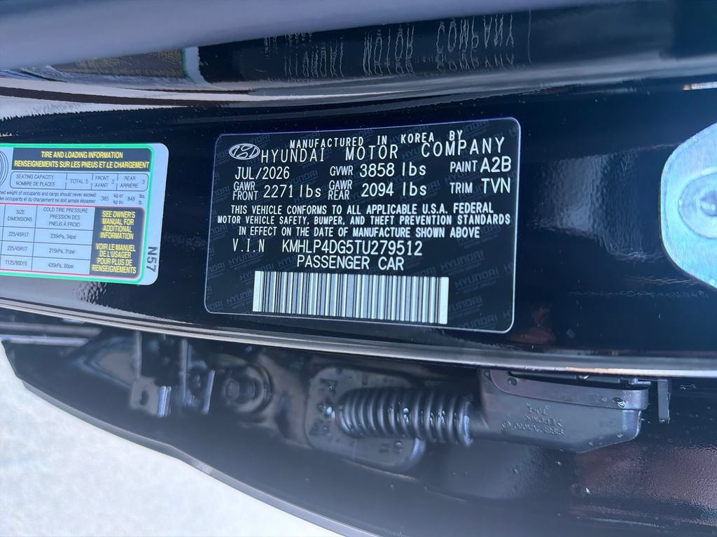 New 2026 Hyundai Elantra Limited FWD image 37