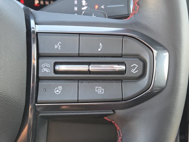 Used 2026 GMC Yukon XL AT4 Ultimate w/ LPO, Floor Liner Package AWD/4WD image 16