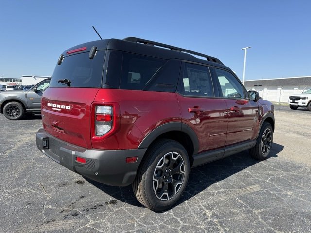 New 2025 Ford Bronco Sport Outer Banks image 9