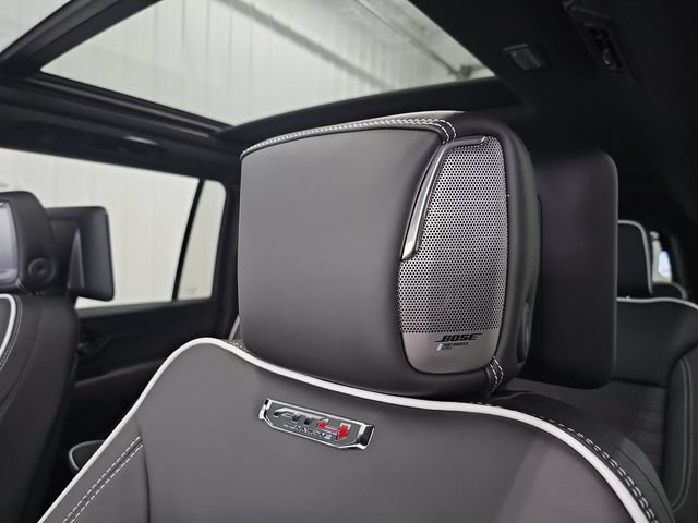 New 2026 GMC Yukon XL AT4 Ultimate AWD/4WD image 43