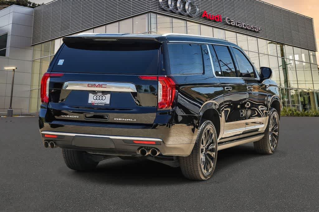 Used 2022 GMC Yukon XL Denali w/ Denali Premium Package RWD image 4
