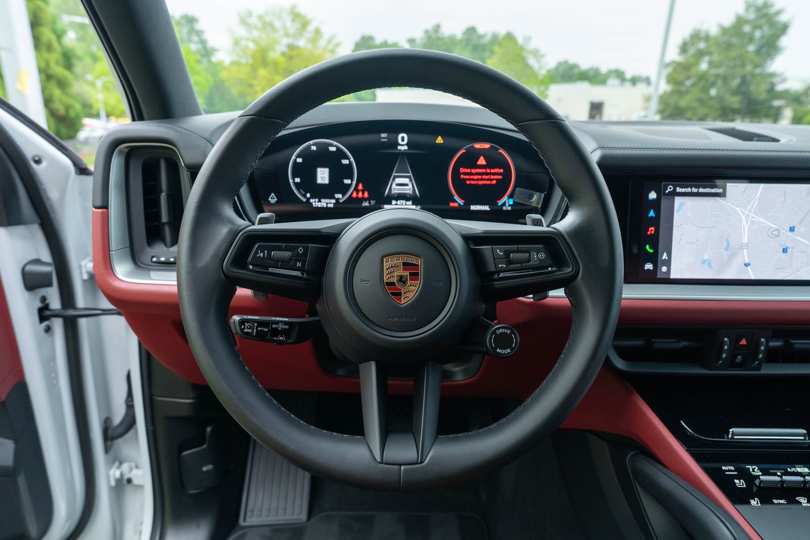 Certified 2024 Porsche Cayenne AWD/4WD image 26