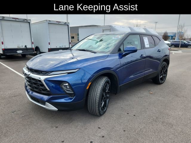 Used 2023 Chevrolet Blazer LT image 3