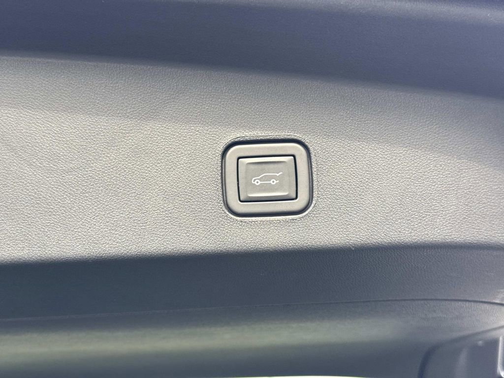 Certified 2024 Cadillac Lyriq Sport image 12