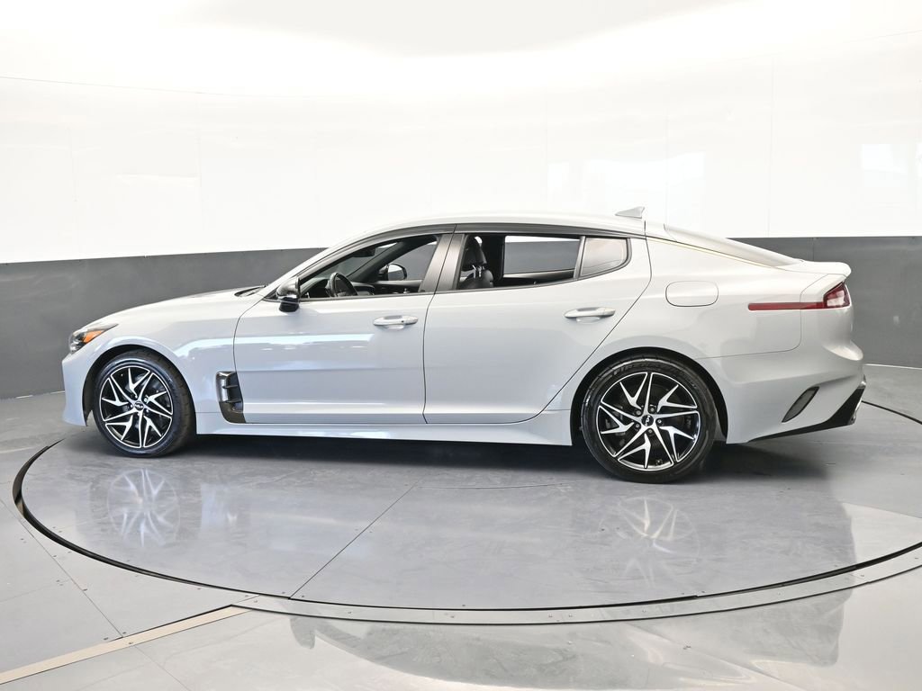 Used 2022 Kia Stinger GT-Line image 3