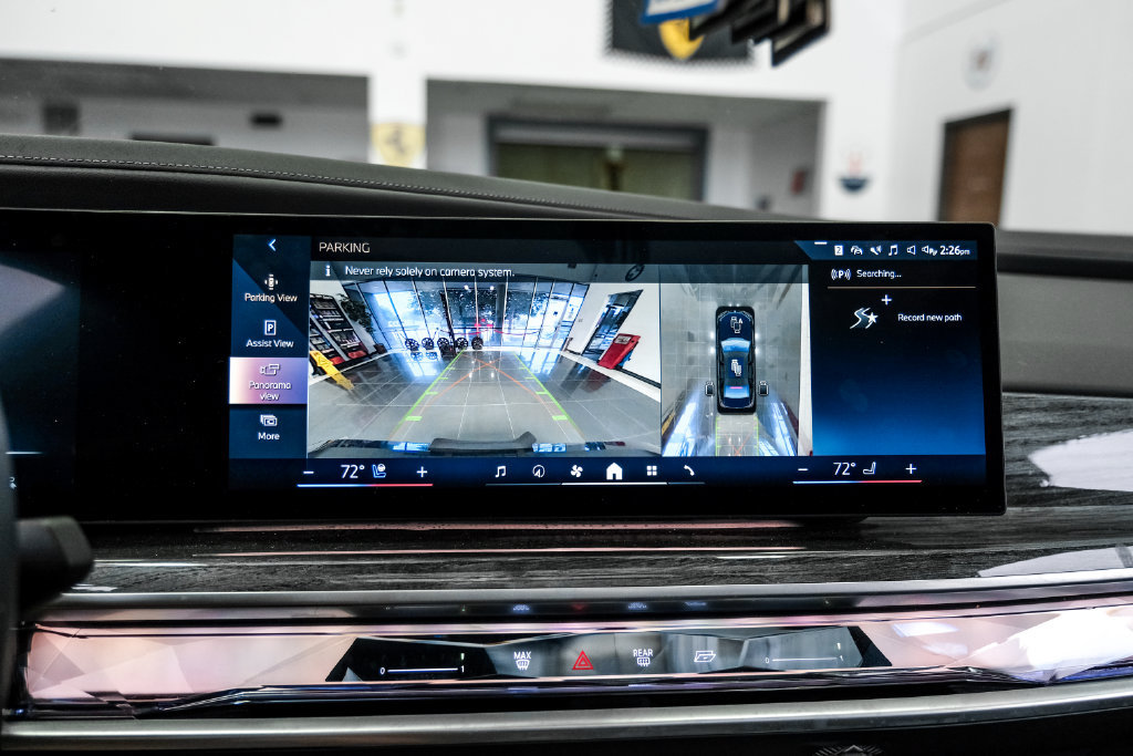Used 2024 BMW i7 xDrive60 AWD/4WD image 21