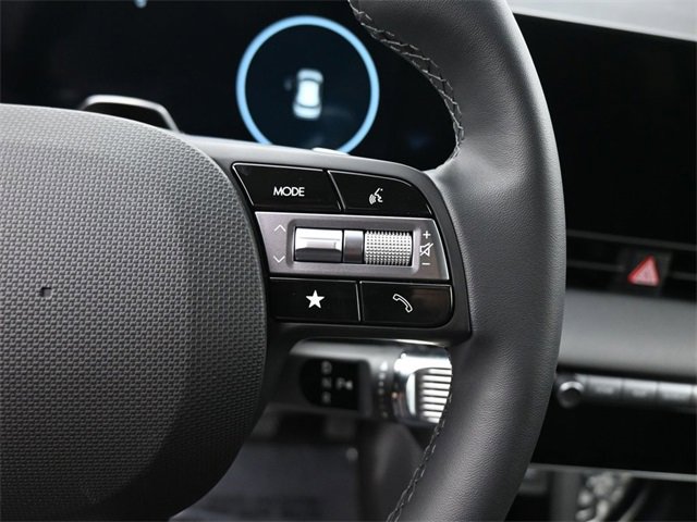 New 2025 Hyundai Ioniq 5 SE image 17