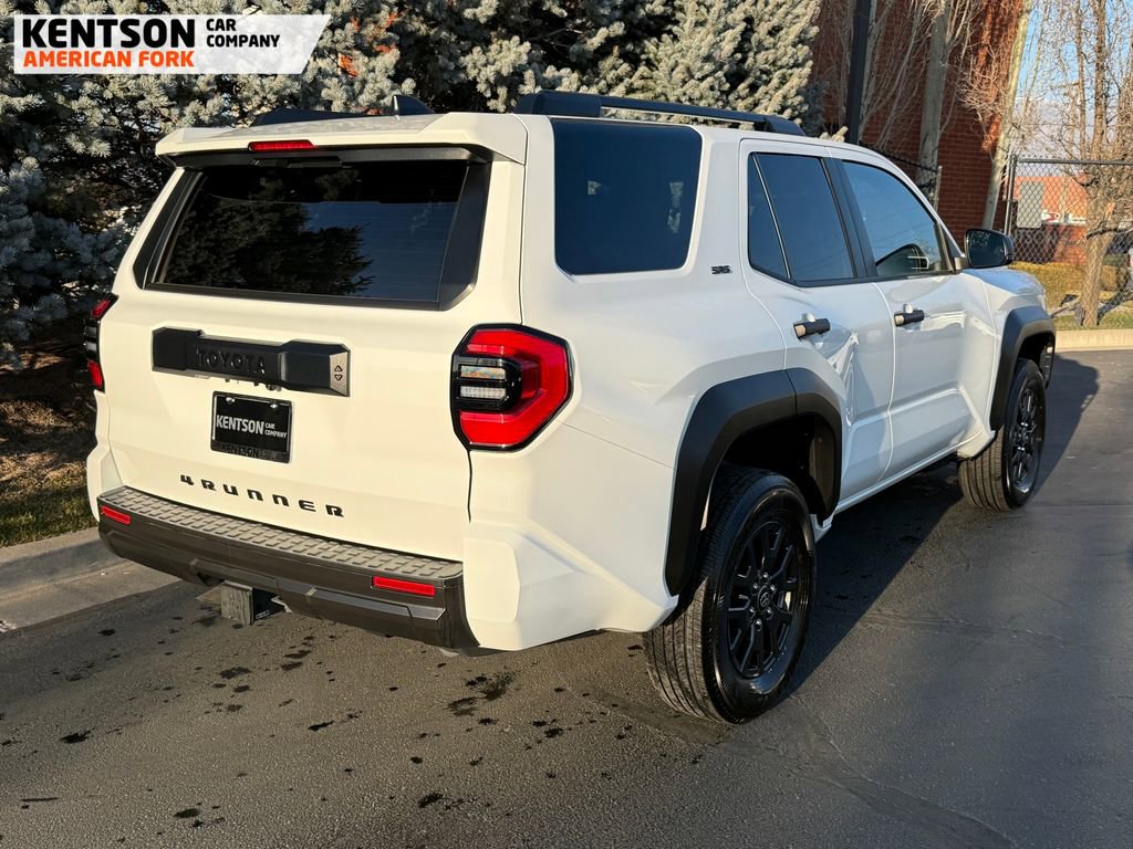Used 2025 Toyota 4Runner SR5 image 9