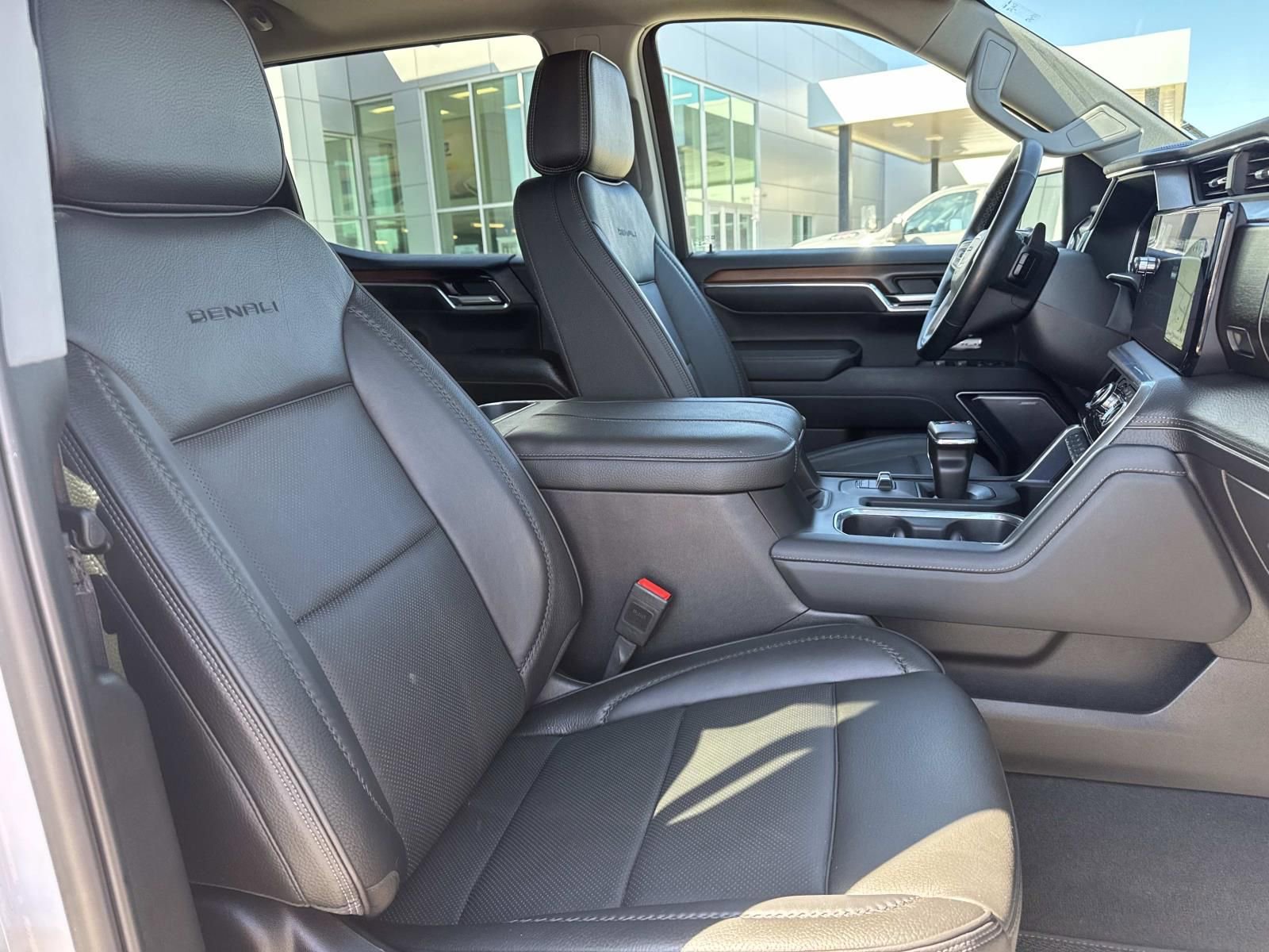 Used 2024 GMC Sierra 1500 Denali w/ Denali Reserve Package image 13