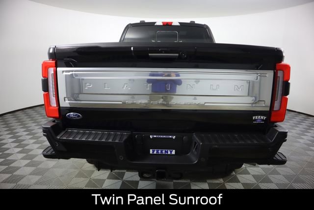 Used 2023 Ford F350 Platinum w/ Tremor Off-Road Package AWD/4WD image 6