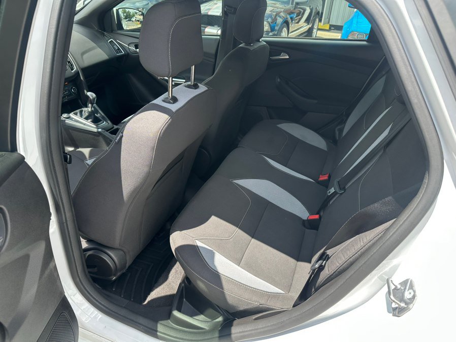 Used 2018 Ford Focus ST FWD image 14