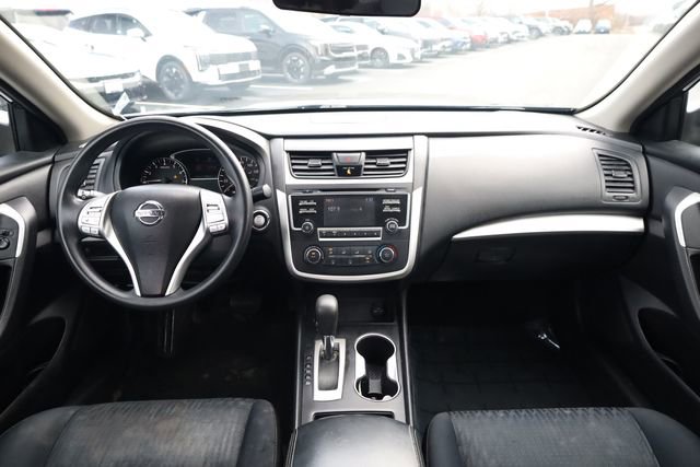 Used 2018 Nissan Altima 2.5 S w/ S Convenience Package image 14