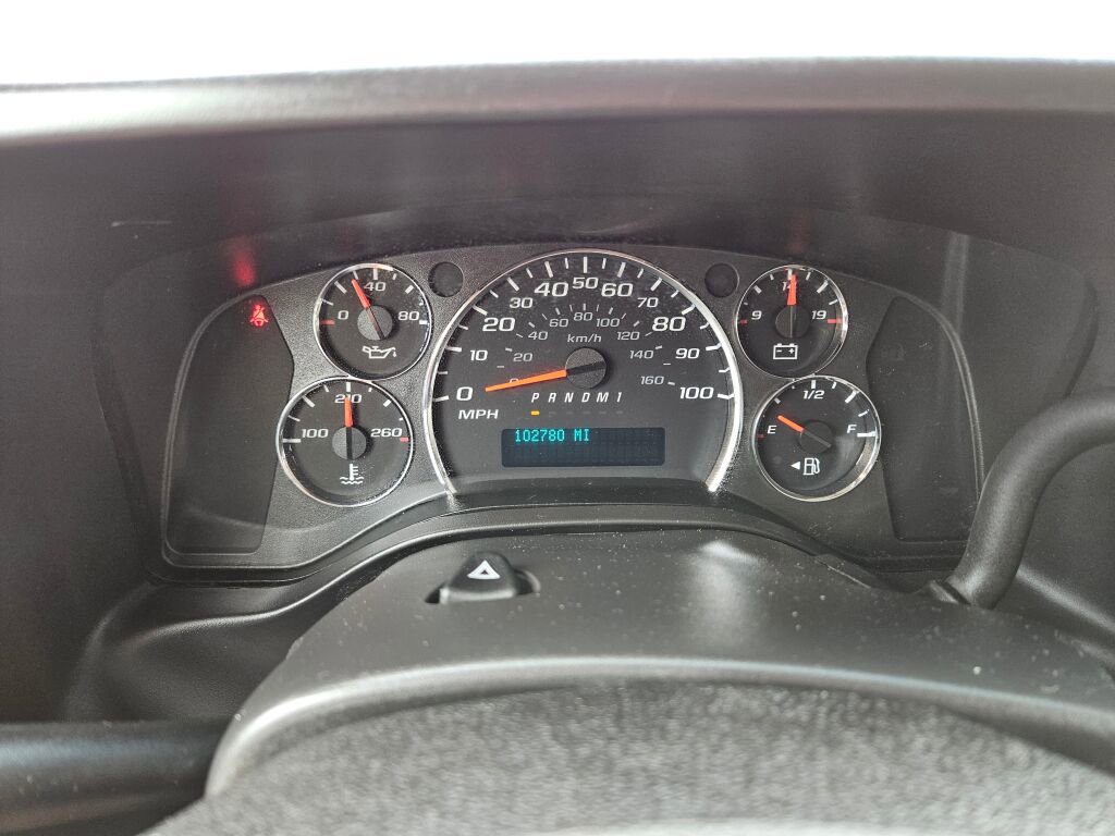 Used 2016 Chevrolet Express 3500 Extended image 17
