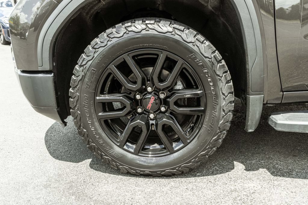 Used 2021 GMC Sierra 1500 4x4 Crew Cab w/ Sierra Value Package image 29