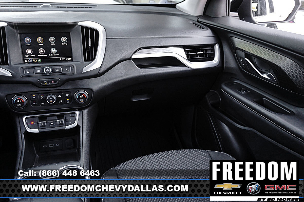 Used 2024 GMC Terrain SLE w/ Driver Convenience Package image 34