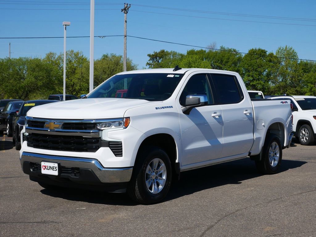 Used 2023 Chevrolet Silverado 1500 LT AWD/4WD image 5
