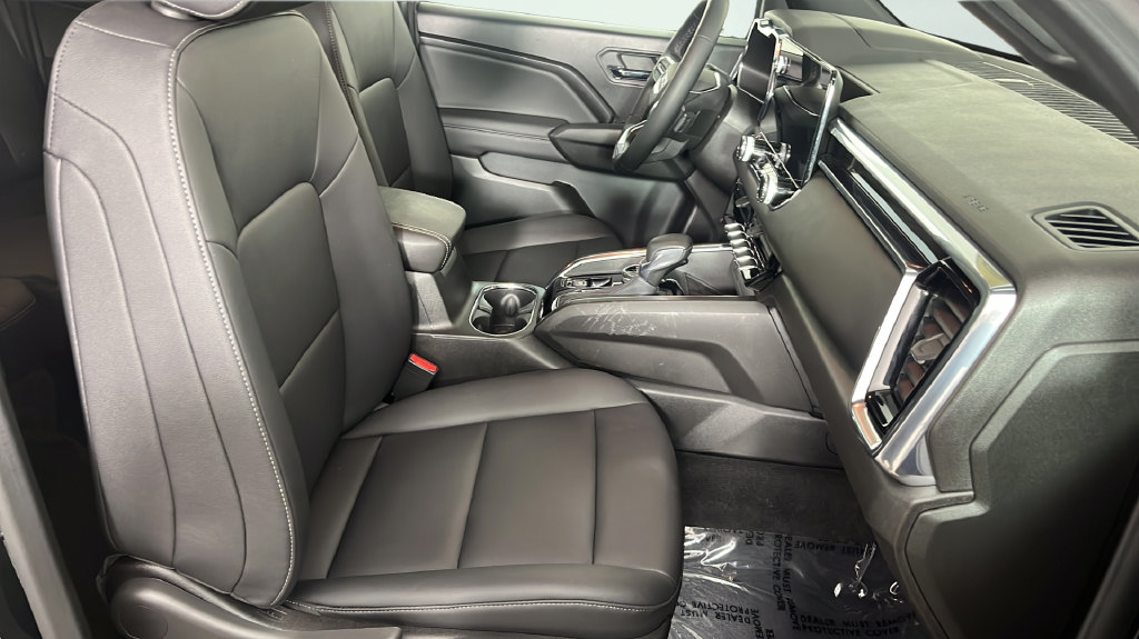 Used 2024 GMC Canyon Elevation w/ Elevation Premium Package AWD/4WD image 23