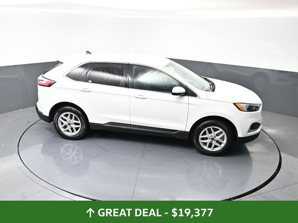 Used 2023 Ford Edge SEL image 45