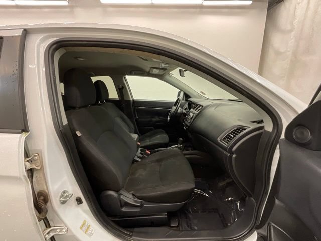 Used 2015 Mitsubishi Outlander Sport ES AWD/4WD image 22