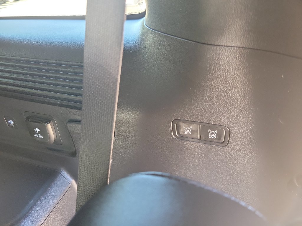 Used 2025 Hyundai Santa Fe Calligraphy AWD/4WD image 30