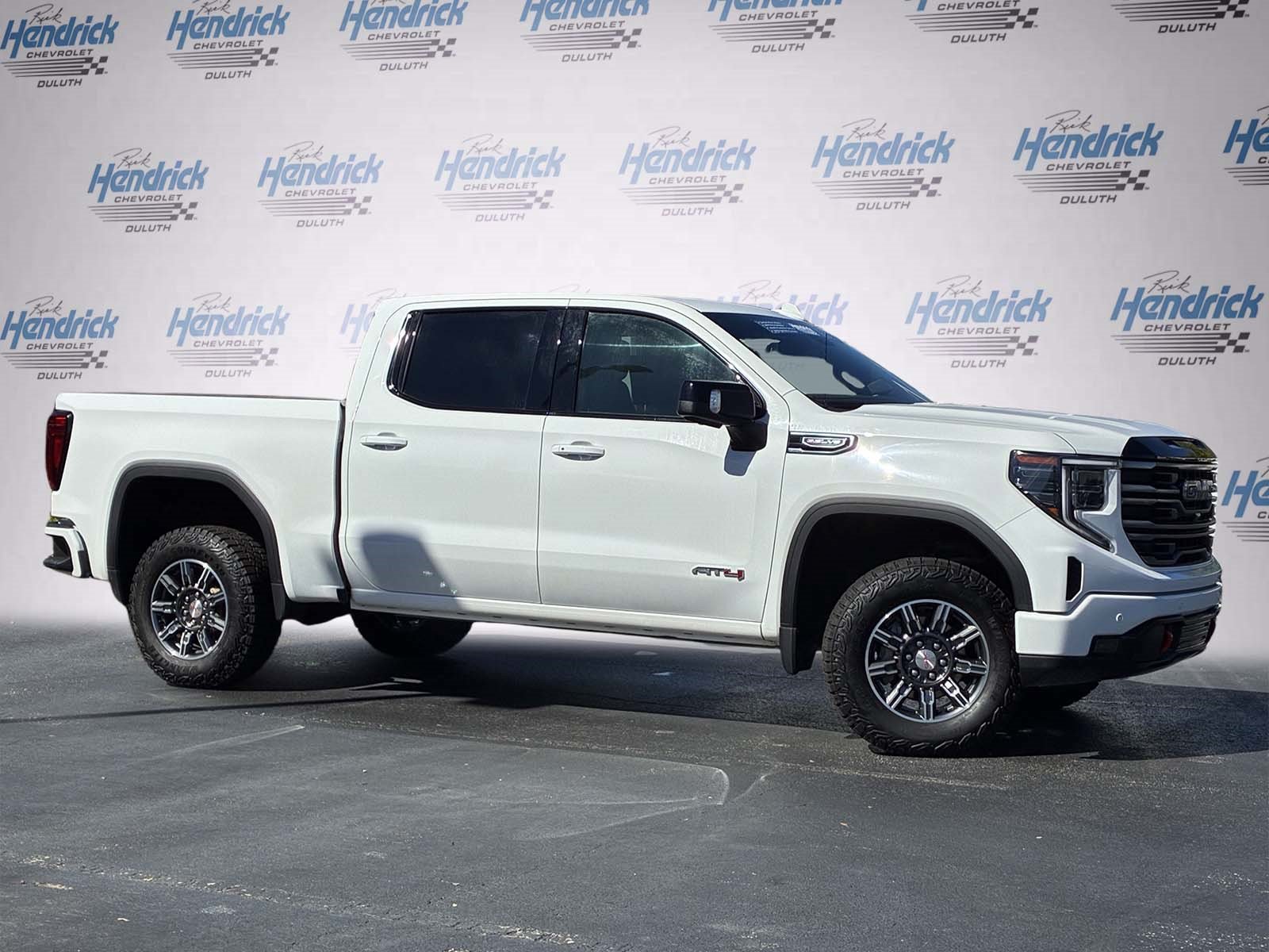 Used 2025 GMC Sierra 1500 AT4 AWD/4WD image 3
