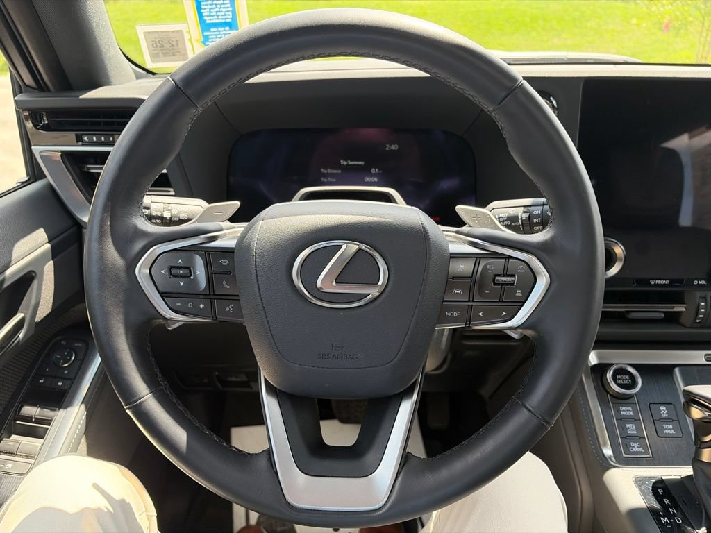 Used 2024 Lexus GX 550 AWD/4WD image 5