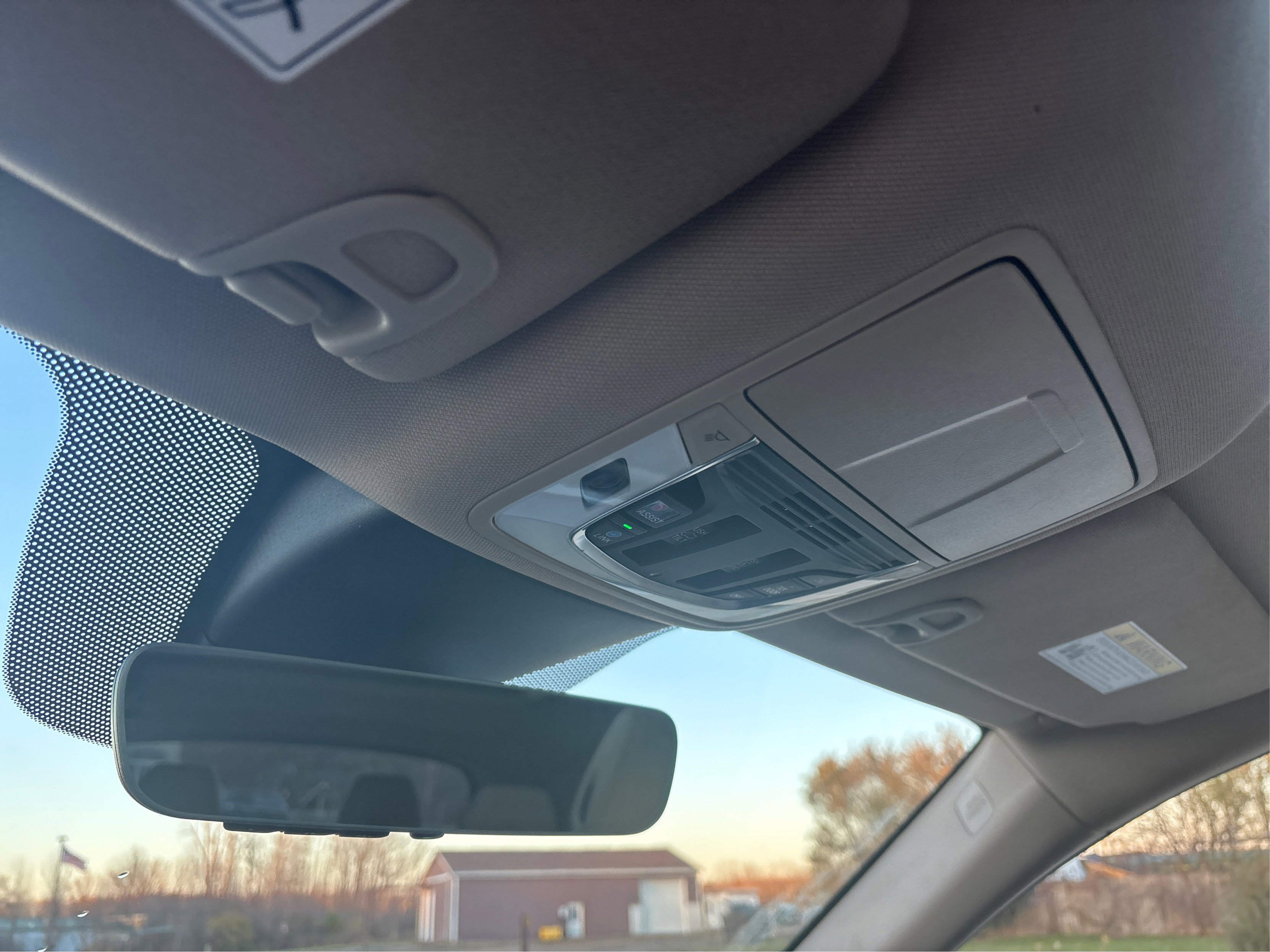 Used 2024 Acura MDX SH-AWD w/ Technology Package image 18