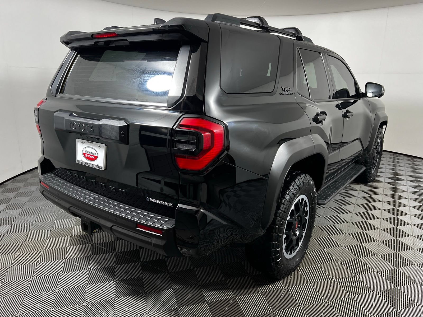 Used 2025 Toyota 4Runner TRD Off-Road Premium AWD/4WD image 5