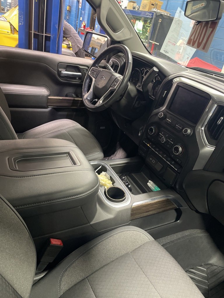 Used 2020 Chevrolet Silverado 1500 RST image 11