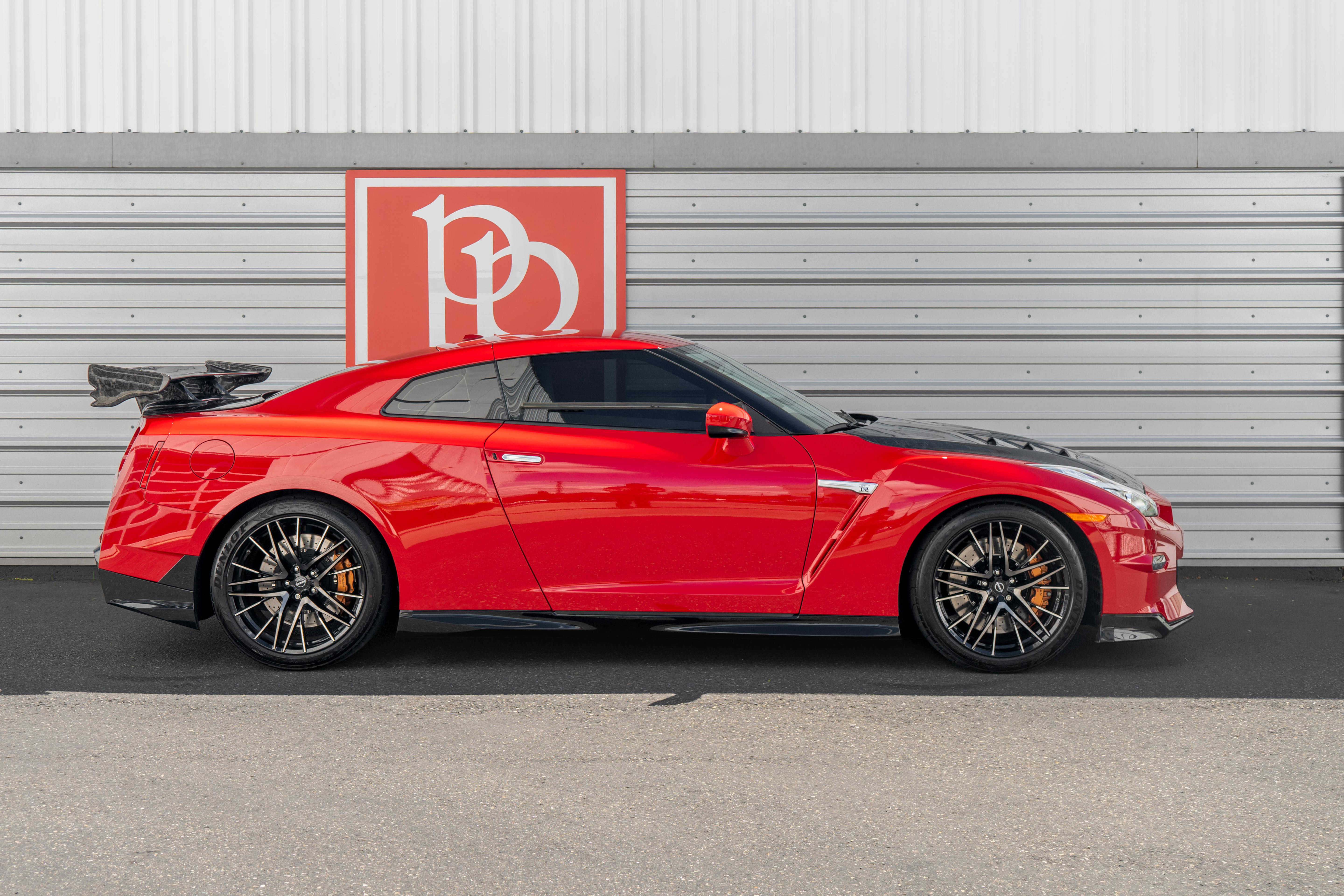 Used 2024 Nissan GT-R Premium w/ Premium Interior Package AWD/4WD image 39