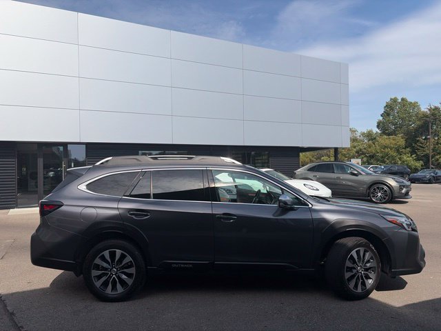 Used 2023 Subaru Outback Touring XT w/ Popular Package #2 AWD/4WD image 2