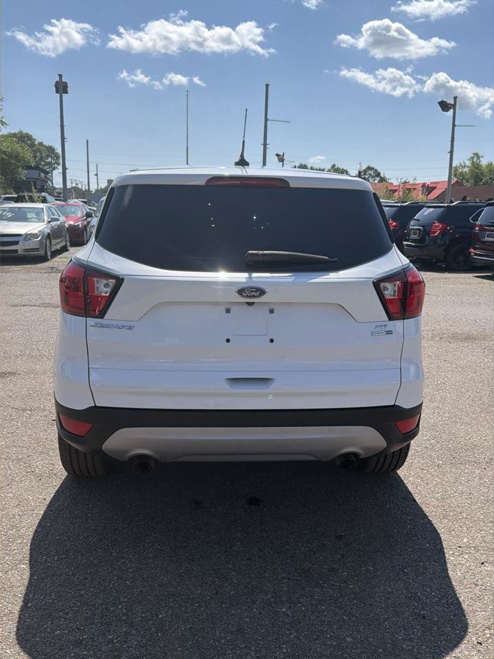 Used 2019 Ford Escape SE AWD/4WD image 8