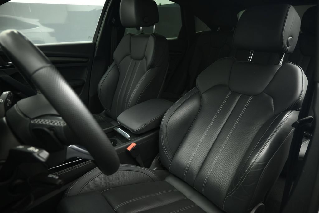 Used 2022 Audi SQ5 Premium Plus w/ Premium Plus Package AWD/4WD image 48
