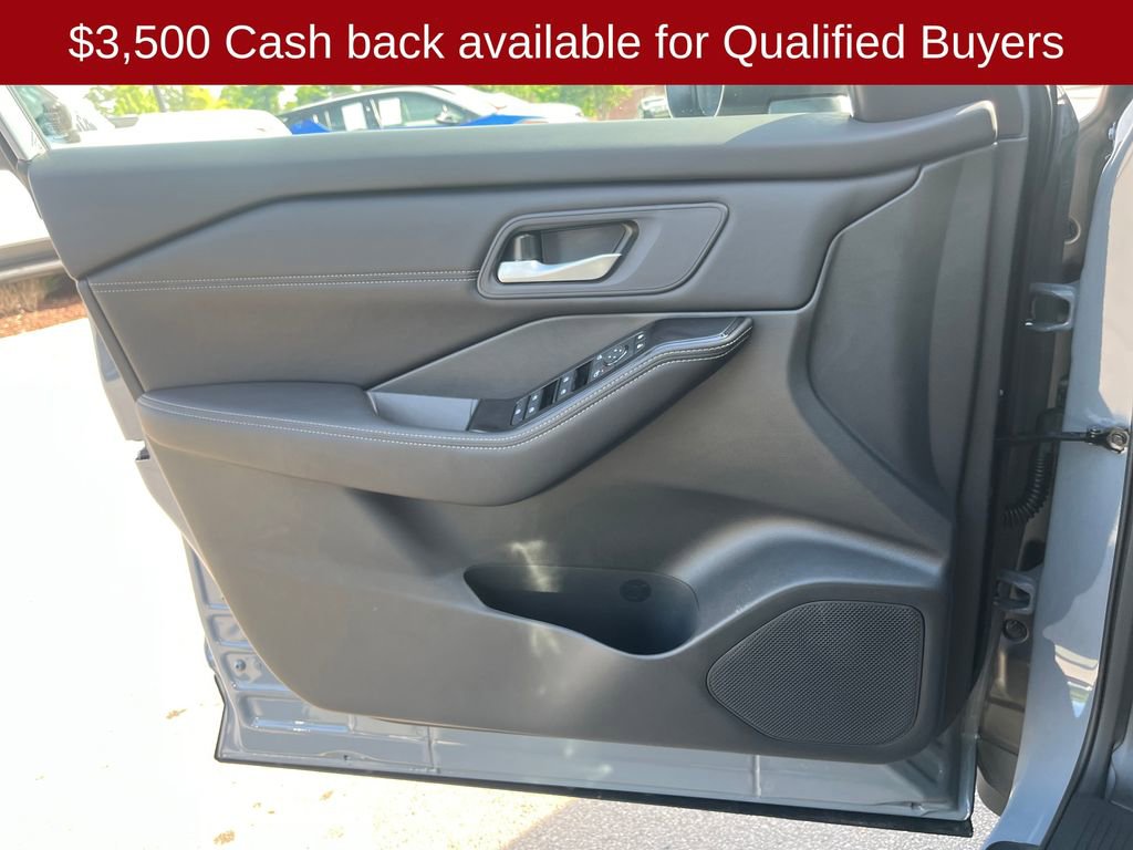 New 2026 Nissan Rogue Dark Armor FWD image 11