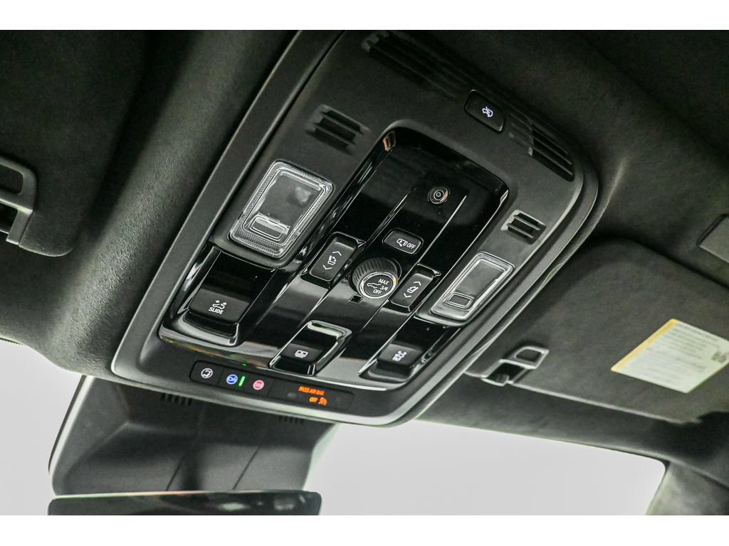 New 2026 Cadillac Escalade V w/ LPO, ONYX Package AWD/4WD image 51
