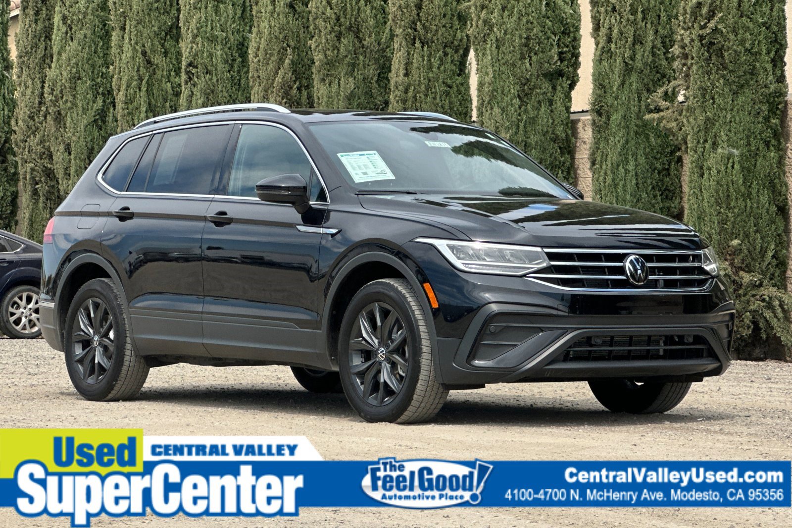 Certified 2024 Volkswagen Tiguan SE w/ Panoramic Sunroof Package