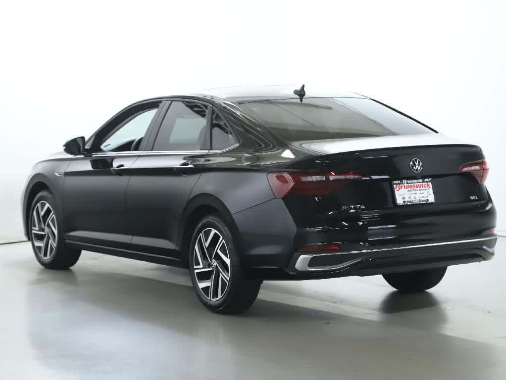 Certified 2024 Volkswagen Jetta SEL FWD image 40