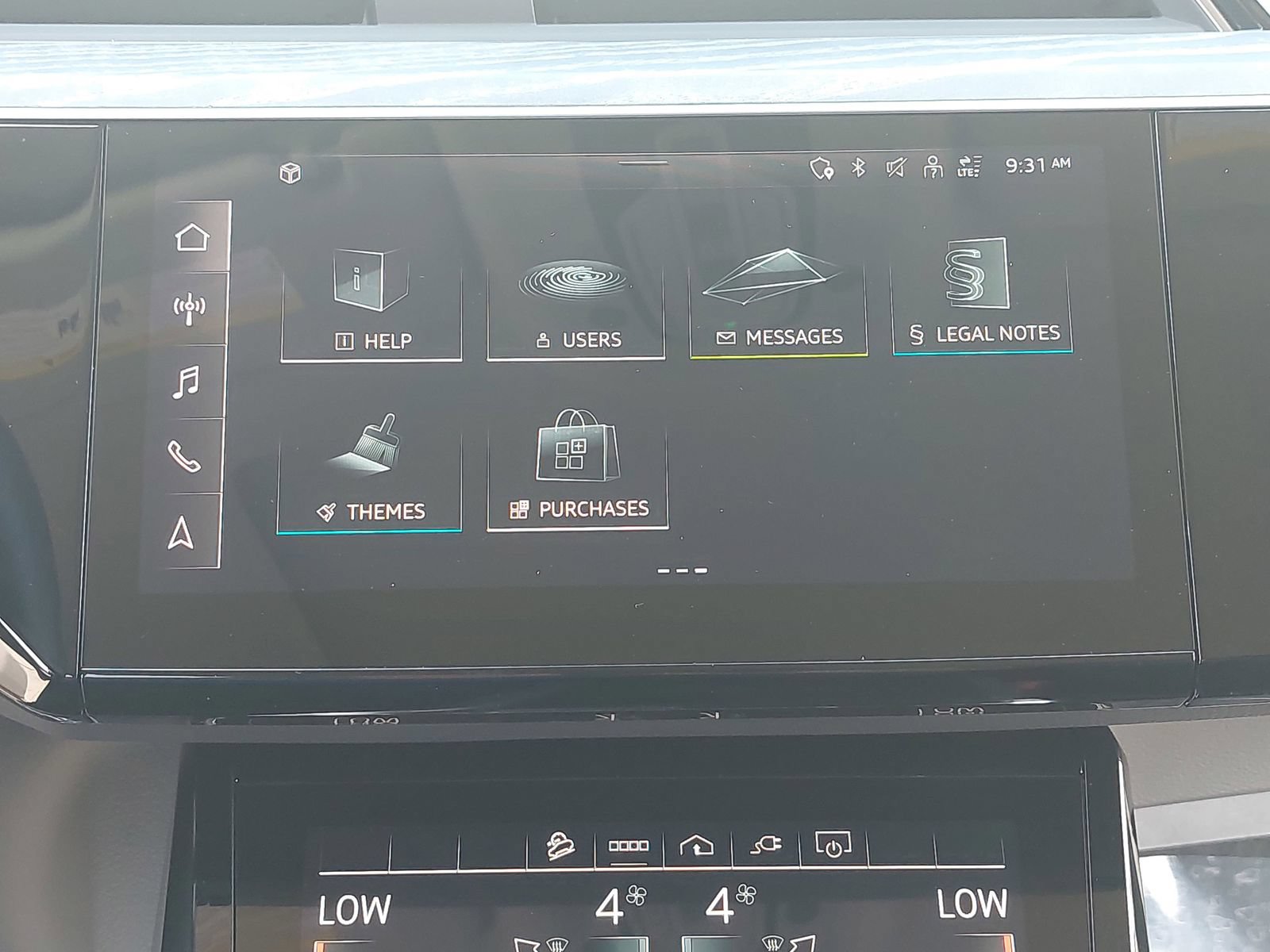 Used 2024 Audi Q8 e-tron Premium Plus w/ Premium Plus Package AWD/4WD image 24